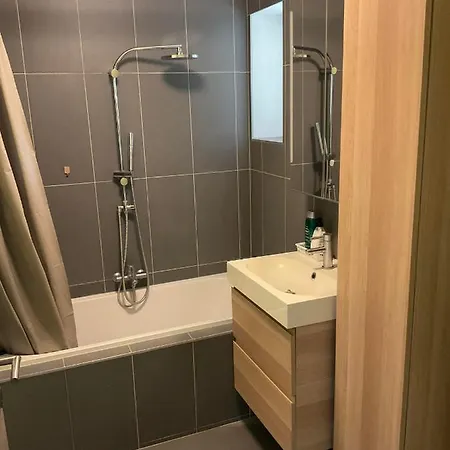 Le Petit Parc Apartment Wavre Exterior photo